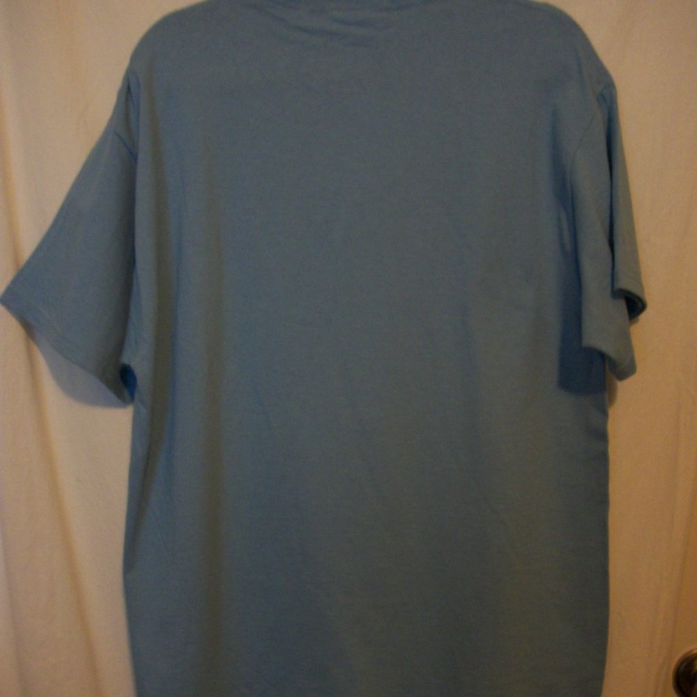 Disney Animal Kingdom Zebra SS Tee Sz LARGE NWT - Picture 5 of 5